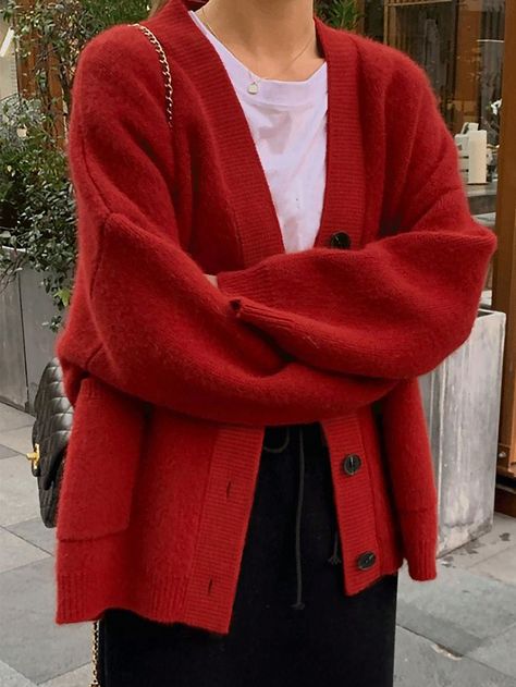 Red Oversized Cardigan, Cardigan Outfit Aesthetic, Red Top Outfit, Red Sweater Outfit, Outfit Retro, Drop Shoulder Cardigan, Outfit Mujer, Áo Len Cardigan, Red Cardigan