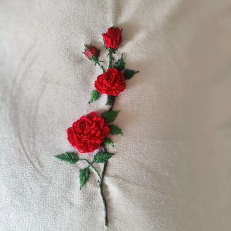 Roses 🌹 do not bloom hurriedly; for beauty, like any masterpiece, takes time to blossom. 💞💖 Brazilian embroidery, goldozi on velvet cushion cover using Anchor threads. #embroidered #embroidery #needlework #handwork #brazilianembroidery#flowerembroidery Simple Rose Embroidery, Small Rose Embroidery, Anchor Threads, Instagram Roses, Small Embroidery, Embroidered Rose, Class 8, Brazilian Embroidery, Embroidery On Clothes