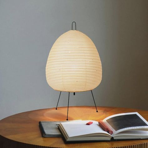 Akari Noguchi, Wabi Sabi Table, Rice Paper Lamp, Design Japonais, Yongin, Paper Lampshade, Paper Table, Japanese Rice, Isamu Noguchi