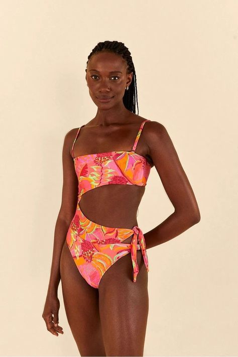 Bikini trends 2024 Trendy Swimsuits, Swimsuits Outfits, Trendy Dress Outfits, Looks Party, Beachwear Fashion, Cute Swimsuits, Beach Wears, Swimwear Fashion, Beach Girl