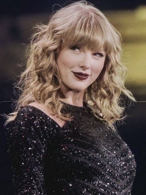 Taylor Swift Fotos, Miss Americana, Taylor Songs, Blonde Cat, Estilo Taylor Swift, Taylor Swift Hair, Taylor Swift Wallpaper, Long Live Taylor Swift, Swift 3