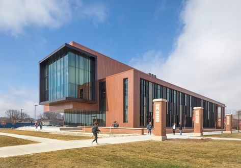 Northwestern College, Health and Natural Sciences Building - HGA College Building Design, University Building Architecture, College Exterior, School Facade, Civic Architecture, High School Building, College Building, University Design, School Buildings