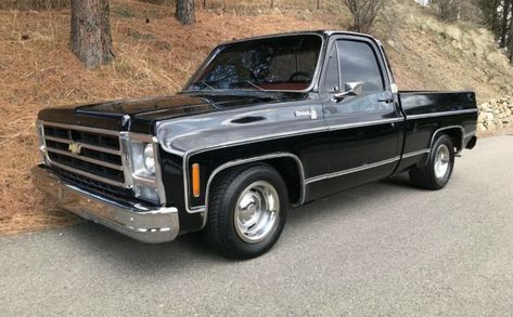 No Reserve Short Box: 1979 Chevy C10 #ForSale #Chevrolet - https://barnfinds.com/no-reserve-short-box-1979-chevy-c10/ 1979 Chevy C10, K10 Chevy, 1979 Chevy Truck, Chevy Trucks Lifted, 85 Chevy Truck, Holden Monaro, Short Box, Trucks Lifted, Studebaker Trucks