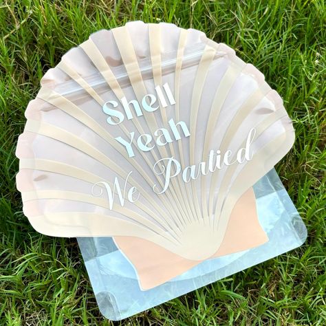 Make a splash at your coastal bachelorette bash with our CUTEST 'Shell Yeah We Partied' Hangover Recovery Kit! This adorable seashell-shaped kit is the perfect blend of fun and function for your beach-themed bachelorette party. It's designed to help your squad bounce back after a night of seaside shenanigans, ensuring everyone's ready for more fun in the sun. DETAILS: - BAGS ONLY!  Do NOT come with supplies - Size:  7 1/2" * 3" * 7 1/4" inches - Food Safe - Reusable Zipper You can get the bags p Seashells And Wedding Bells Bachelorette, Beach Themed Bachelorette Party, Seashell Bag, Coastal Bachelorette, Hangover Recovery Kit, Mermaid Bachelorette, Last Toast On The Coast, Toast On The Coast, Shell Yeah