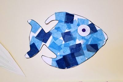 Blue Craft For Preschoolers, Learning The Color Blue, Blue Craft Preschool, Blue Art For Preschool, Preschool Color Blue Activities, Blue Art Preschool, Blue Activity For Preschool, Preschool Blue Crafts, Fish Art And Craft For Preschool