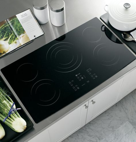 Electric Cooktop Kitchen, Kitchen Cooktop, Single Wall Oven, Electric Cooktop, Electric Stove, Cooking Gadgets, Induction Cooktop, Heating Element, Wall Oven