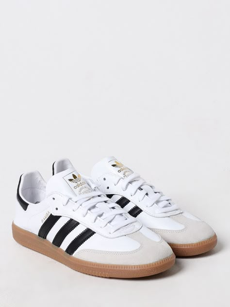 White sneakers men