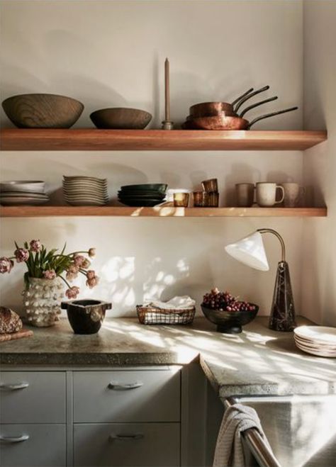 Modern Rustic Kitchen, Anthropologie Kitchen, Colin King, Bohemian Modern Style, Rustic Modern Kitchen, Eclectic Interior, Scandinavian Home, Kitchen Shelves, Holiday Baking