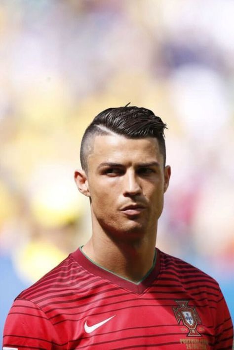 You've come to the right place if you're looking for the perfect Cristiano Ronaldo haircut. Check out our list of the 10 coolest CR7 haircuts and get inspired! Cr7 Haircut, Cristiano Ronaldo Haircut, Ronaldo Hair, Cristiano Ronaldo Hairstyle, Ronaldo Haircut, Soccer Hairstyles, Soccer Hair, Cr7 Jr, Cristino Ronaldo