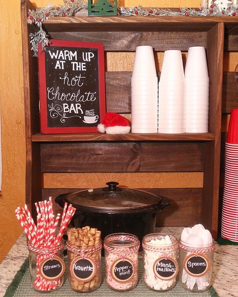 hot cocoa station Hot Cocoa Station, Christmas Hot Chocolate Bar, Cocoa Station, Hot Chocolate Station, Hot Chocolate Party, Chocolate Station, Christmas Pajama Party, Cocoa Party, Diy Hot Cocoa