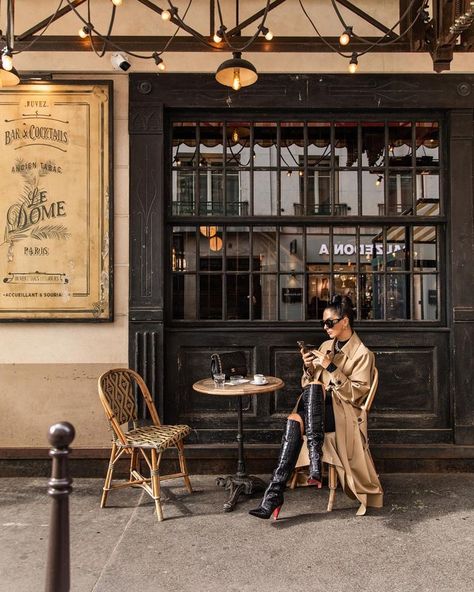 Photoshoot Cafe, City Fashion Shoot, Cafe Photoshoot, City Fashion Photography, Paris Shooting, Street Fashion Photoshoot, Street Photography Portrait, City Shoot, Paris Vibes