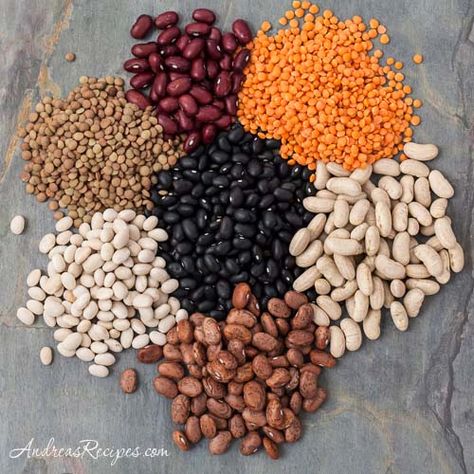 Andrea Meyers - How long to cook Beans & lentils cooking chart. I need this! Also tells what 1 dry cup will equal cooked. Beans And Lentils, Beans And Legumes, Cooking Dried Beans, Dry Beans, How To Cook Beans, Lentil Recipes, Food Info, Dried Beans, Bean Recipes