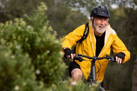 Free Photo | Portrait senior man with bike on mountain Bike Machine, Riding Scooter, Bicycle Mechanics, Bike Couple, Go Ride, Beach Workouts, Riding Bike, Bike Trips, Detailed Design