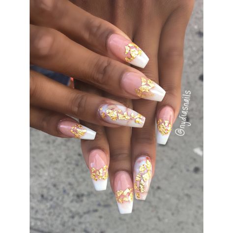 Ombré acrylic coffin nails with gold foil White Nails With Gold Glitter Ombre, Ombré Nails With Gold, Gold Flake Nails, Ombré Acrylic, Ombre Coffin, Ombre Nail Art Designs, Nails With Gold, Acrylic Coffin Nails, Ombré Nails