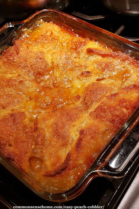 Cobbler With Canned Peaches, Peach Cobbler With Canned Peaches, Can Peaches Recipes, Can Peach Cobbler, Canned Peach Cobbler Recipe, Good Peach Cobbler Recipe, Old Fashioned Peach Cobbler, Best Peach Cobbler, Cobbler Recipes Easy