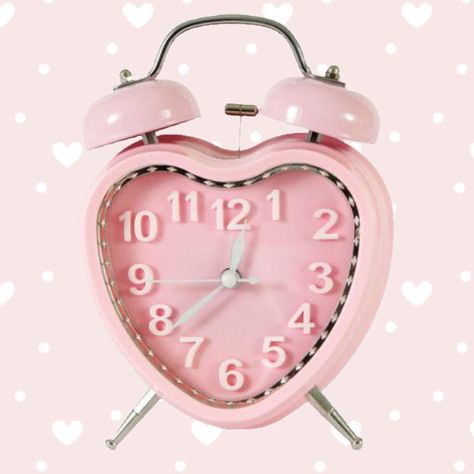 Sanrio themed app icons pink clock pastes cute Sweet Heart Table, Vintage Style Home Decor, Heart Home Decor, Pink Clocks, Vintage Style Home, Heart Table, Farmhouse Desk, Clock Icon, Clock Vintage