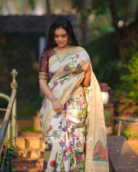 Sonika Kankatala, All Over Paithani Saree, Kalpavruksh Sarees, Saree Outfits, Cream Saree, Embroidered Blouses, Saree Kanchipuram, Pattu Saree Blouse Designs, Silk Sarees With Price