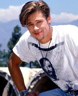 90s Men Hairstyles, 90s Hairstyles Men, Brad Pitt Photos, 1990 Style, Dread Hairstyles For Men, Pompadour Style, Quick Hairstyle, Hairstyles Tutorial, 90s Men