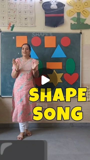 Gian_Tarang_Play_School on Instagram: "Our Lovely Priyanka Maam comes up with a Shape Song 🔺◾🔵⭐♥️ making it easy for the young children to recognise and learn Shape Names.  Shapes are the basic building blocks of our lives, as they build together bigger Structures which can improve the imagination and hence widen the vision of our Young Tarangs.   Through this video they will easily recognise Shapes and also learn their names. Poem comes with a rhythmic melody for students which engages each child and helps them learn in an easier way.  #preschooleducation #interactivelearning #funlearning #giantarangpreschool #handsonlearning #earlylearning #bestpreschoolinmohali #playway #nursery #kindergartenteacher #teacher" Shapes Poems Preschool, Maths Poems For Students, Preschool Shape Songs, Classroom Activities For Preschoolers, Learn Shapes Preschool, Names Of Art Styles, Play Class Decoration Ideas, Shape Songs For Toddlers, Shapes Songs Preschool