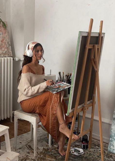 Daniella Jones, Painter Outfit, Painter Photography, Art Studio At Home, Photographie Inspo, All Day Everyday, Artist Outfit, Artist Aesthetic, Art Organization