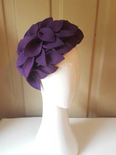 Brenda Lui's Page - How To Make Hats Millinery Classes | Hat Academy Melbourne Cup Dresses, How To Make Hats, Evening Hat, Kentucky Derby Style, Fascinator Hats Diy, Autumn Hat, Winter Headwear, Ribbon Crafts Diy, Couture Hats