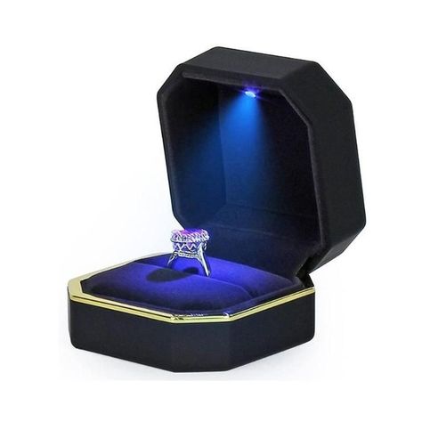 LED Illuminated Luxury Velvet Ring Box 20.65 and FREE Shipping Tag a friend who would love this! Active link in BIO #love #instagood #fashion #photooftheday #photography #art Led Jewelry, Pendant Display, Rubber Necklace, Luxury Couple, Ring Case, Packaging Display, Quirky Jewelry, Wedding Diamond, Luxury Ring