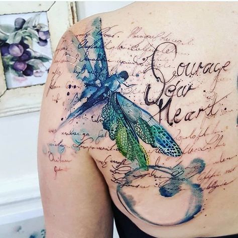 Dragonfly Tatoos Woman, Dragonfly Tattoo Chest, Watercolor Back Tattoo, Dragonfly And Flower Tattoo, Realistic Dragonfly Tattoo, Dragonfly Tattoo Design With Flowers, Dragon Fly Tattoo Designs, Dragonfly Tattoo Ideas Unique, Watercolor Dragonfly Tattoo