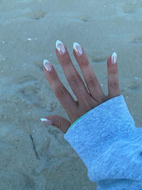 Summer Nails 2023 Almond French, French With Pearl Chrome, Pearly Chrome French Tips, Uneven French Nails, French Tip Acrylic Nails Pointy, Gel Acrylic Nails French Tips, White Tips Chrome Nails, From French Tip, White French Tip Nails With Nail Art