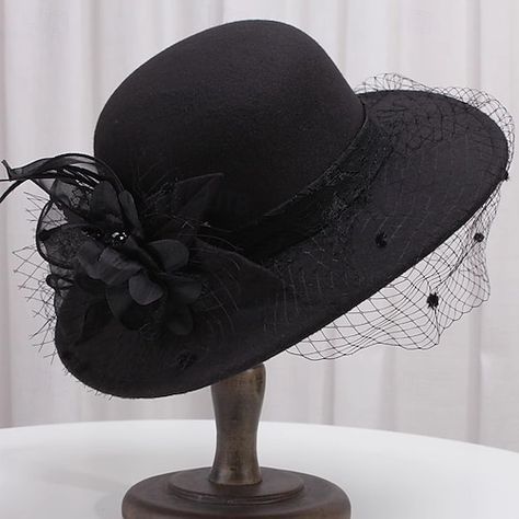 Derby Hats Women, Unusual Hat, Unusual Hats, Stylish Womens Hats, German Dress, Gothic Witch, Women Hats, Elegant Hats, Wedding Banquet