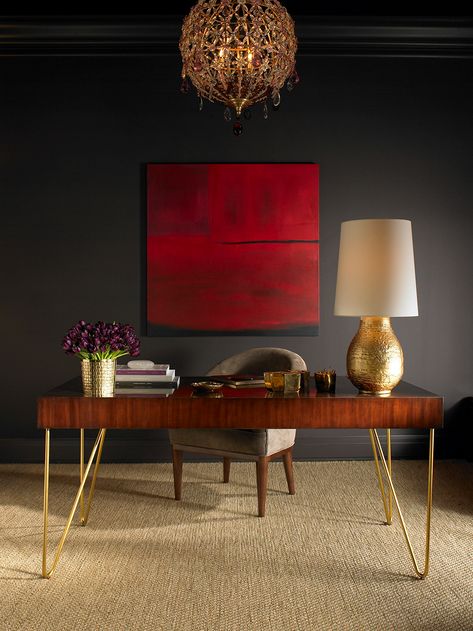 Aerin Lauder Colorful Workspace, Home Office Colors, Real Estat, Design Restaurant, Office Colors, Dark Walls, Elegant Furniture, Decor Minimalist, A Desk