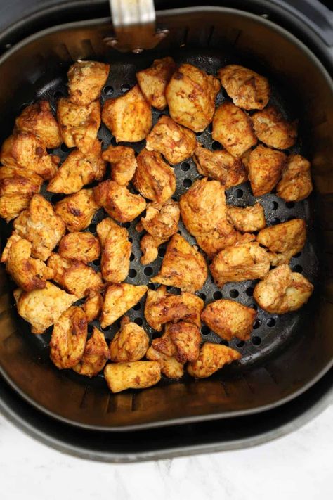 Ranch Chicken Bites Air Fryer, Air Fryer Grilled Chicken Bites, Easy Chicken Breast Recipes Healthy Air Fryer, Diced Chicken In Air Fryer, Air Fryer Microwave Recipes, Chicken Bites In Oven, Grilled Chicken Air Fryer Recipes, Air Fryer Chicken Chunks, Frozen Chicken Air Fryer