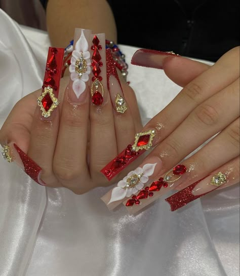 Red Luxury Nails, Charro Nails Designs Red, Red Charro Nails, Red And White Wedding Nails, Red Extra Nails, Red Buchona Nails, Long Red Acrylic Nails Design, Red And Gold Quince Nails, Nail Ideas Red And White