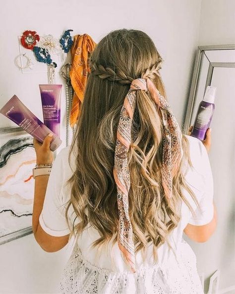 Boho Mode, Hair Scarf Styles, Head Scarf Styles, Bow Hairstyle, Scarf Bandana, Bow Accessories, Bandana Hairstyles, Bandana Scarf, Head Hair