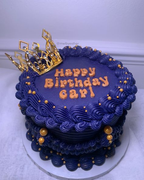 A cake fit for royalty 👑✨ Celebrating in style with this mini 6” cake - perfect for smaller occasions #BirthdayCake #RoyalTreat #CakeArtistry #lambethcake #vintagecake #cakesofig Royal Blue Birthday Cake, Royal Blue And Gold Cake, Boys Birthday Cakes Easy, Royal Blue Cake, Cakes Easy, Blue Birthday Cakes, 6 Cake, Quince Ideas, Blue Cakes