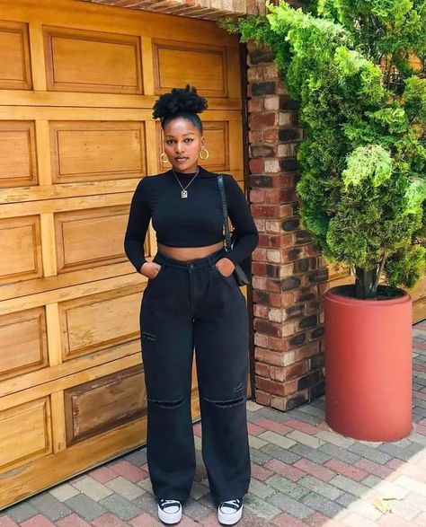 Wide Leg Pants Outfit Black Women, Boyfriend Jeans Outfit Baddie, Boyfriend Jeans Outfit Black Women, Casual Hangout Outfit, Wide Leg Cargo Pants Outfit, Cargo Pants Outfit Black Women, Black Boyfriend Jeans, Boyfriend Jeans Outfit, Plus Size Baddie Outfits