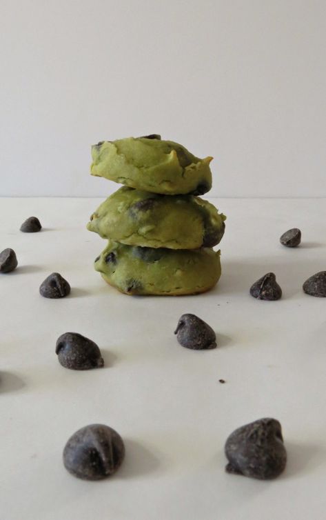 Avocado Chocolate Chip Cookies Avocado Dessert Recipes, Recipes For Avocado, Avocado Recipes Dessert, Avocado Cookies, Dessert Pies, Pudding Cakes, Recipes Avocado, Cookies Light, Avocado Dessert