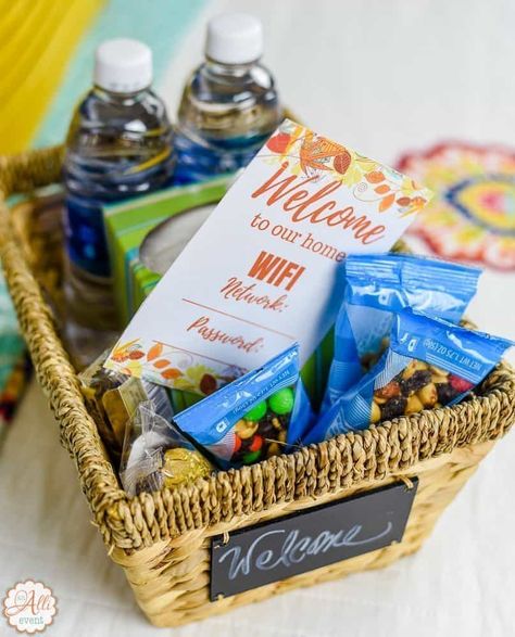 How to Create an Amazing Basket for Holiday Guests - An Alli Event Guest Bedroom Gift Basket, House Guest Basket, Guest Gift Basket, Hospitality Baskets, Guest Room Baskets, Guest Welcome Baskets, Guest Basket, Dream Building, Guest Room Essentials