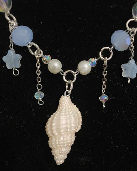 Mermaid Royalty necklace #jewelry #smallbusiness #designer #fairycore #cottagecore #necklace #silver #necklaces #seashell #shell #ocean #mermaid #pearl Pearl Seashell Necklace, Mermaid Jewelry Aesthetic, Mermaid Core Jewelry, Mermaid Jewlery, Mermaid Royalty, Royalty Necklace, Silver Seashell Necklace, Mermaid Jewellery, Decals Bloxburg