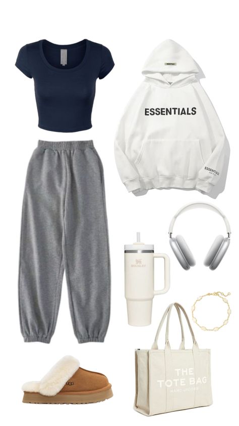 Movie Theater Outfit Ideas Comfy, Movie Fits Ideas Comfy, Outfits To Wear To A Movie Theater, What To Wear In Montreal Summer, Lazy Winter Fits, School Outfits Highschool Comfy, Comfy Movie Theater Outfits, Period Outfit Comfy Summer, Outfits To Wear With Sweatpants