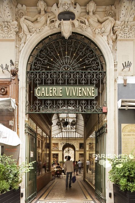 Galerie Vivienne | Paris Attitude Champs Elysees Shopping, Paris Tourist, Architecture Styles, Country Home Magazine, My French Country Home, Things To Do In Paris, French Country Home, Tourist Office, Paris Vacation