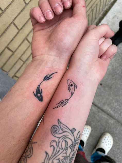 Matching Couple Tattoos Koi Fish, Small Line Art Tattoos Matching, Avatar Couple Tattoo, Best Friend Tattoos Koi Fish, Tui And La Tattoo Simple, Koi Matching Tattoo, Matching Ocean Tattoos Couples, Coi Fish Matching Tattoo, Matching Linework Tattoo