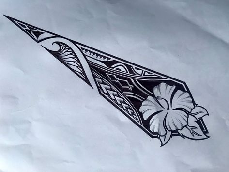 Big Island Tattoo Ideas, Hawaiian Sleeve Tattoo, Samoan Flower Tattoo, Polynesian Tattoos Women Forearm, Polonisian Tattoo, Small Polynesian Tattoo, Tamoko Women Maori Tattoos, Polynesian Hand Tattoo, Polynesian Flower Tattoo