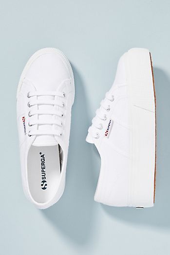 Superga Platform Sneakers, Superga Platform, High Heels Classy, White Platform Sneakers, Sneakers Fashion Outfits, Sneakers Mode, Leather Shoes Woman, Sneakers Outfit, Canvas Sneakers