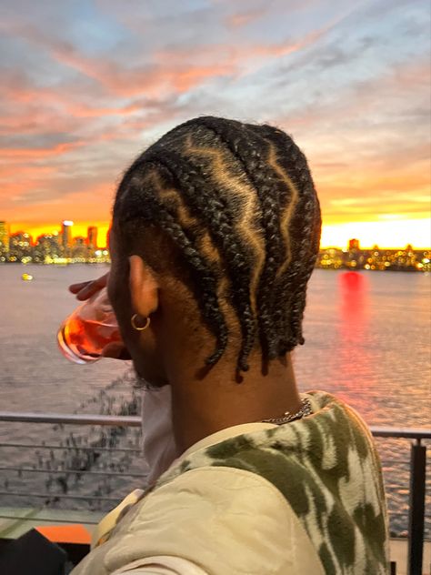 Men Zig Zag Cornrows, Zig Zag Part Cornrows Braids Men, Zig Zag Men Braids, Cornrow Zig Zag Hairstyles, Braids With Curls Men, Mens Stitch Braids With Fade, Braids With Zig Zag Part, Zig Zag Braids For Men, Zig Zag Cornrows Braids For Men