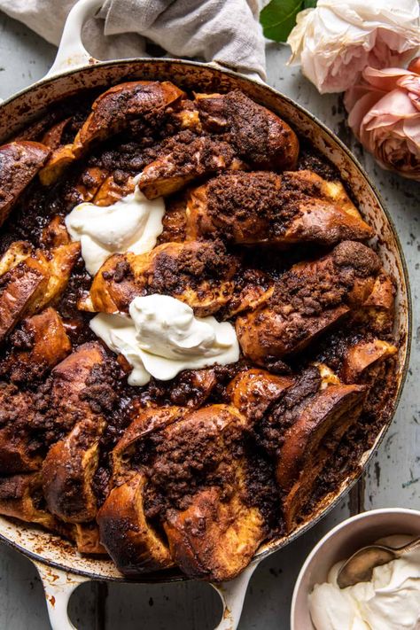 Baked Cinnamon Crunch French Toast | halfvakedharvest.com Alcohol Baking Recipes, French Toast Half Baked Harvest, Cinnamon Crunch French Toast, Croissant French Toast, Christmas Brunch Recipes, Half Baked Harvest Recipes, Cinnamon Crunch, Easter 2023, Breakfast Goodies