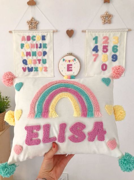 Rainbow Girls Room, Rainbow Cushion, Baby Crafts Diy, Kids Punch, Decor For Nursery, Cushion Embroidery, Name Pillow, Rainbow Pillow, Pillow Embroidery