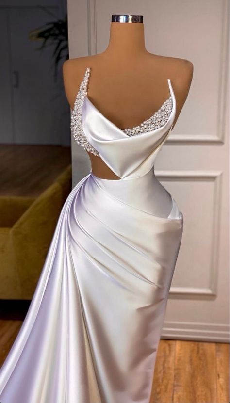 Goddess Formal Dress, White Gala Dresses, Valdrin Sahiti, Prom Girl Dresses, Afrikaanse Mode, Classy Prom Dresses, Fashion Gowns, Glamour Dress, Dream Wedding Ideas Dresses