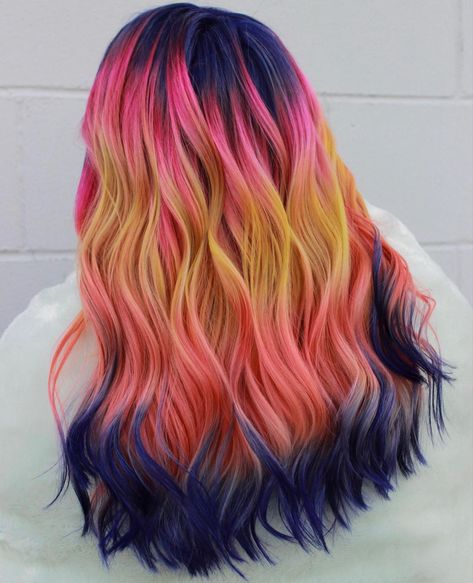 Rainbow Hair Dye, Summer Hair Dye, Rainbow Hair Color Ideas, Short Rainbow Hair, Soft Hair Color, Which Hair Colour, Hair Colour Design, Best Hair Color, Vivid Hair Color