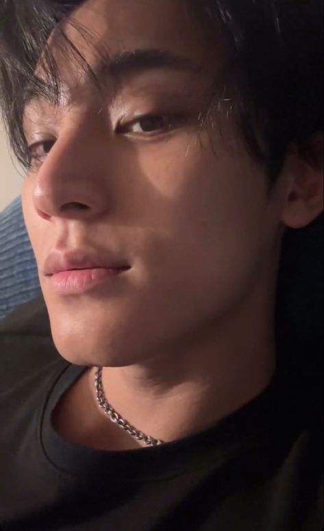 Mingyu Side Profile, Mingyu Weverse, Min Gyu, Vernon Chwe, Kim Min Gyu, Mashup Music, 17 Kpop, Diamond Life, Kim Mingyu