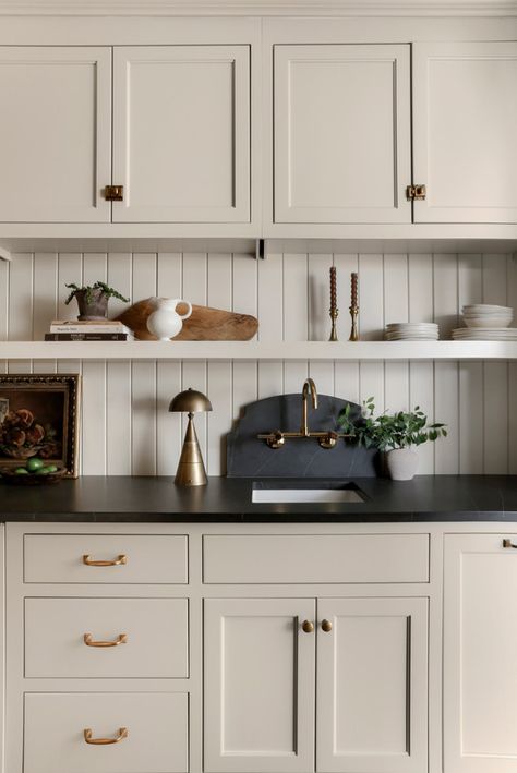 Beadboard Kitchen Backsplash, Walk In Pantry Ideas, Beadboard Kitchen, Shiplap Kitchen, Shiplap Backsplash, Butler’s Pantry, Beadboard Backsplash, Kitchen Farmhouse, Up House